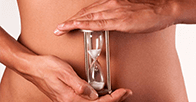 Нарушение менструационного цикла у женщин: лечение, симптомы, причины
